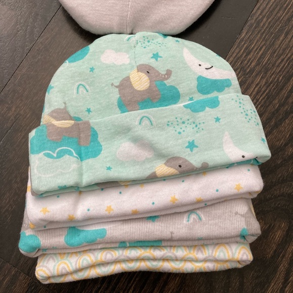 Infant Baby Elephant Print Cotton Caps 5-pack by Petite L’Amour - Picture 4 of 7